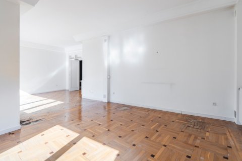 Huoneisto myytävänä Madrid, Espanja, 6 makuuhuonetta, 352 m2 No. 164277 - kuva 23