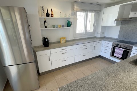 Takvåning till salu i Port D'andratx, Mallorca, Spanien 3 sovrum, 145 kvm. Nr. 149264 - foto 9