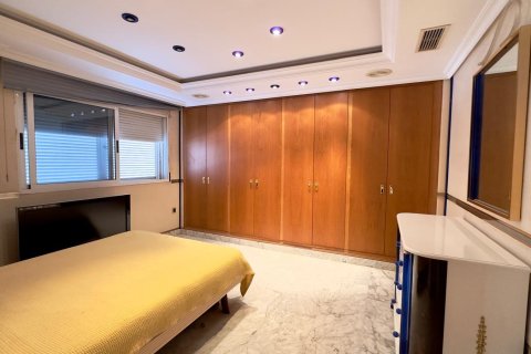 Apartment à vendre à Torrevieja, Alicante, Espagne, 2 chambres, 195 m2 No. 155630 - photo 12