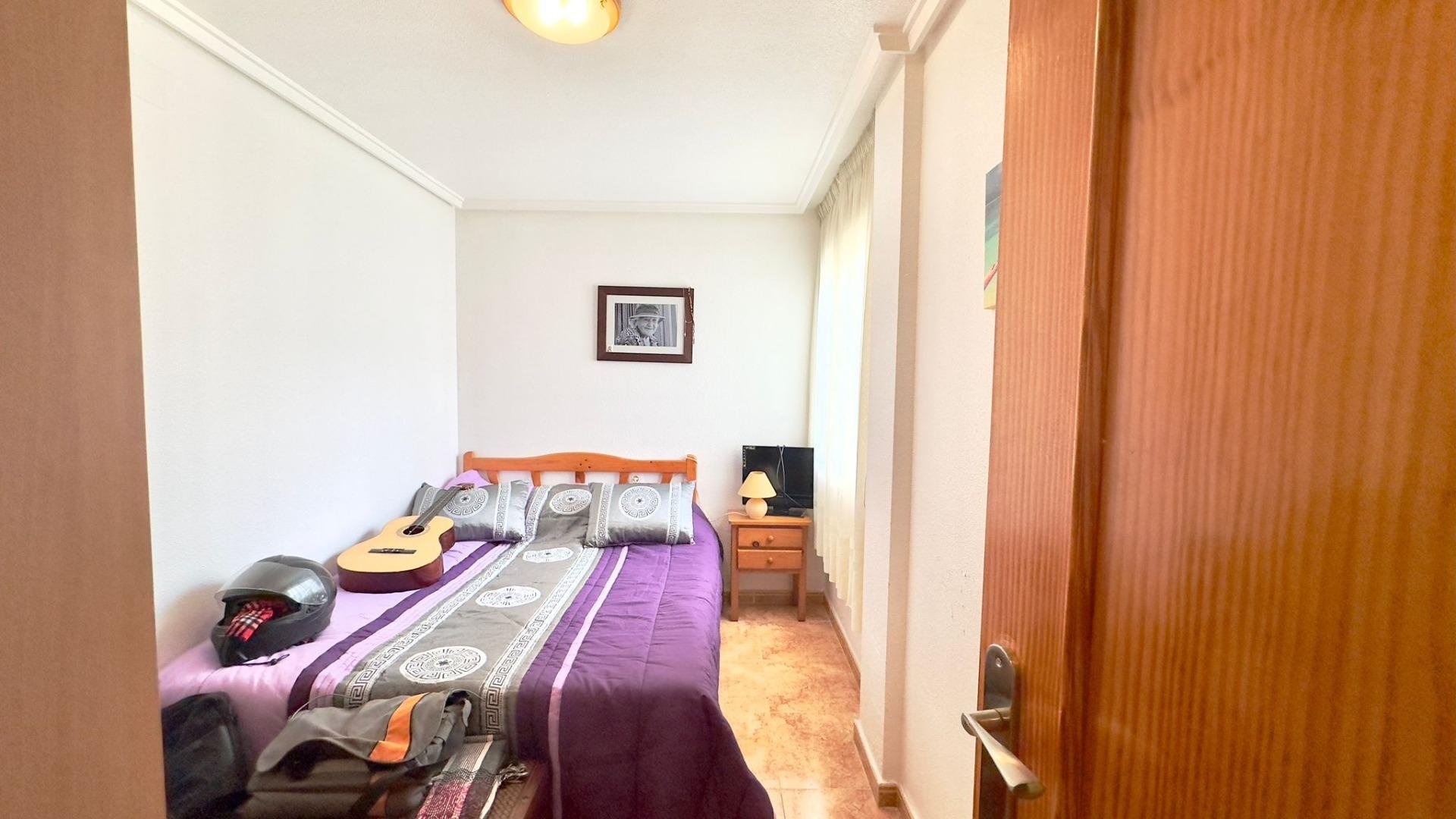 Apartment in Torrevieja, Alicante, Spain 2 bedrooms, 73 sq.m. No. 155628