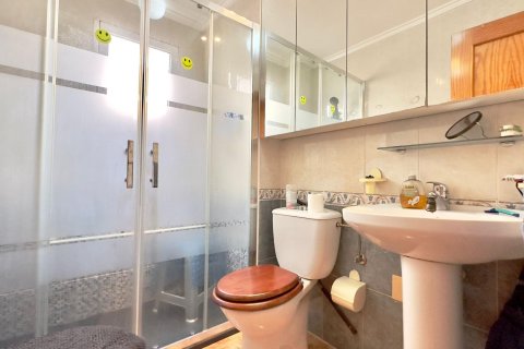 Apartment à vendre à Torrevieja, Alicante, Espagne, 2 chambres, 73 m2 No. 155628 - photo 11