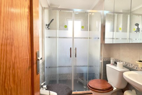 Apartment à vendre à Torrevieja, Alicante, Espagne, 2 chambres, 73 m2 No. 155628 - photo 12