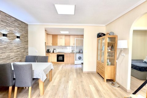 Bungalow in vendita a Torrevieja, Alicante, Spagna 2 camere da letto, 86 mq. N° 155631 - foto 4