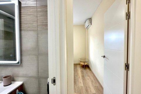 Bungalow in vendita a Torrevieja, Alicante, Spagna 2 camere da letto, 86 mq. N° 155631 - foto 19