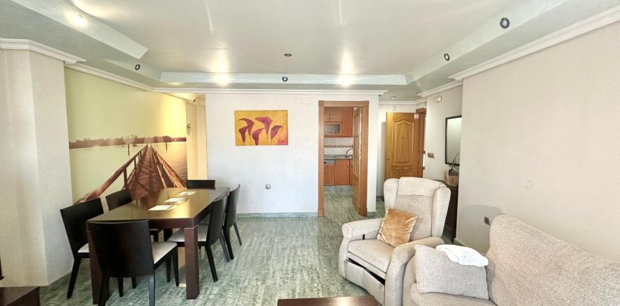 Appartamento a Torrevieja, Alicante, Spagna 2 camere da letto, 98 mq. N° 155632