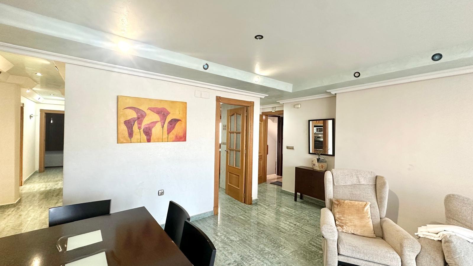 Apartment à Torrevieja, Alicante, Espagne 2 chambres, 98 m2 No. 155632