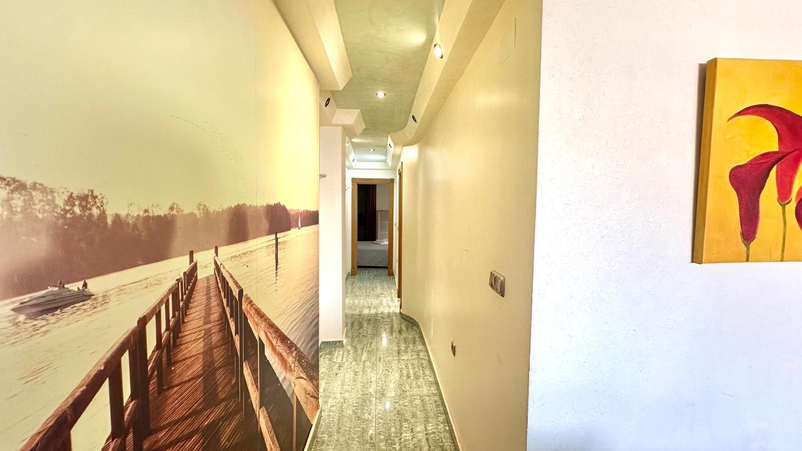 Apartment à Torrevieja, Alicante, Espagne 2 chambres, 98 m2 No. 155632