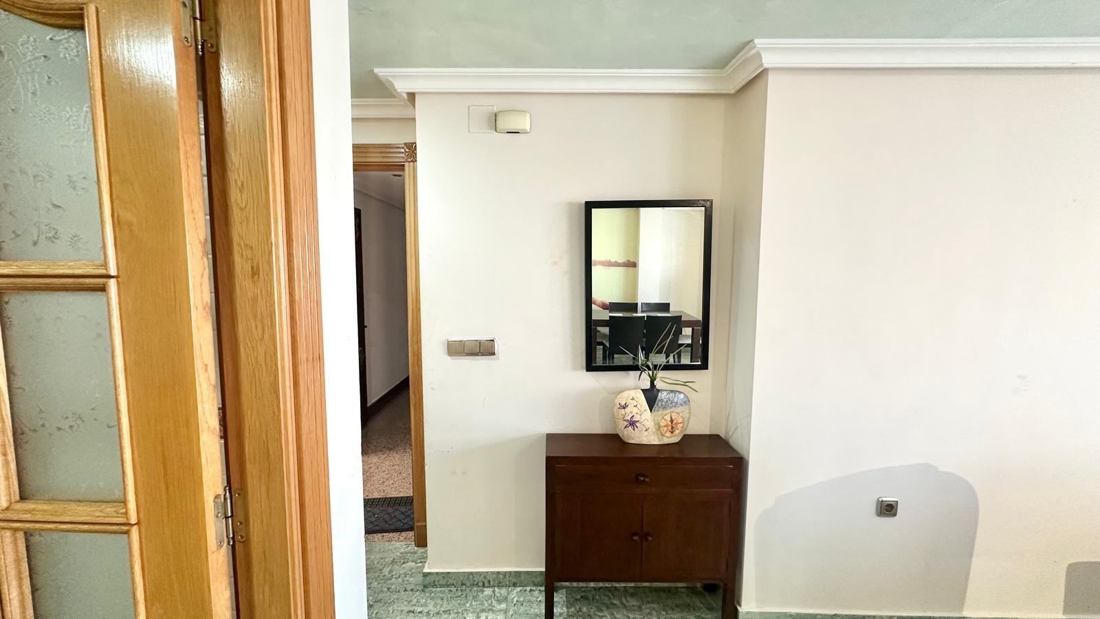 Apartment à Torrevieja, Alicante, Espagne 2 chambres, 98 m2 No. 155632