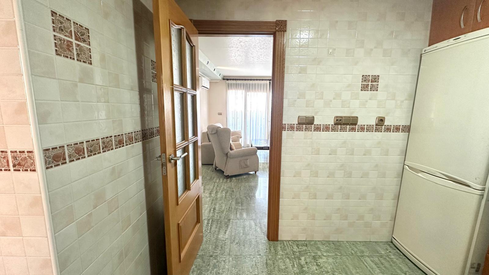 Apartment à Torrevieja, Alicante, Espagne 2 chambres, 98 m2 No. 155632