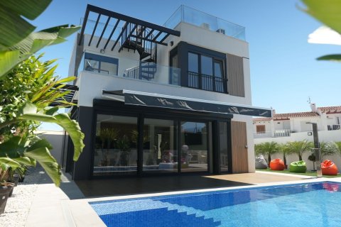 Tontti La Nucia, Alicante, Espanja 3 makuuhuonetta, 105 m2 No. 181945