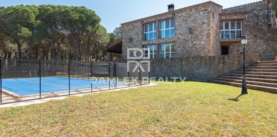 Willa w Calella De Palafrugell, Girona, Hiszpania 4 sypialnie, 425 mkw. nr 176816