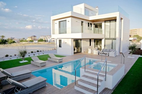 Villa zum Verkauf Dehesa De Campoamor, Alicante, Spanien 3 Schlafzimmer, 190 m2 Nr. 113661 - Foto 1