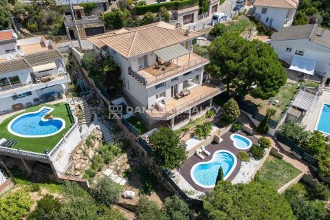 House for sale in Lloret de Mar, Girona, Spain 5 bedrooms, 508 sq.m. No. 177014 - photo 3