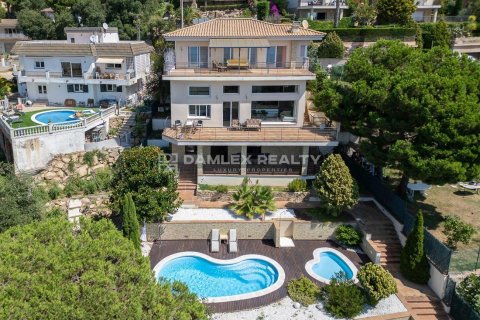 House in Lloret de Mar, Girona, Spain 5 bedrooms, 508 sq.m. No. 177014