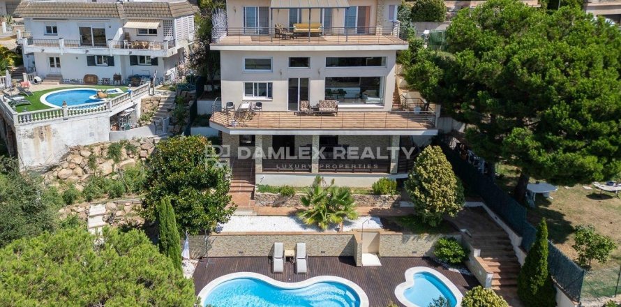 House in Lloret de Mar, Girona, Spain 5 bedrooms, 508 sq.m. No. 177014