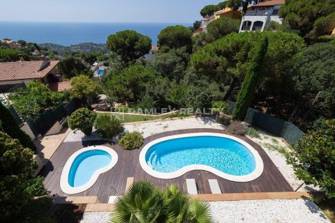 House for sale in Lloret de Mar, Girona, Spain 5 bedrooms, 508 sq.m. No. 177014 - photo 14