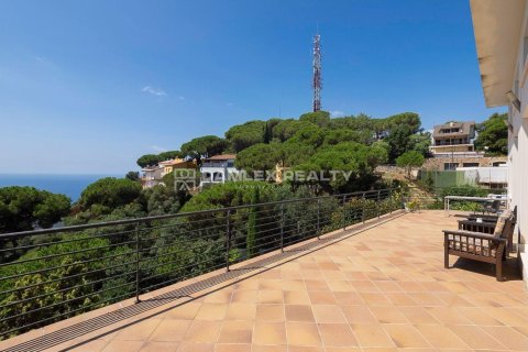 House for sale in Lloret de Mar, Girona, Spain 5 bedrooms, 508 sq.m. No. 177014 - photo 15