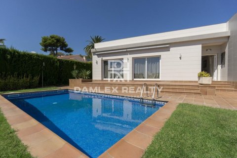 House in Lloret de Mar, Girona, Spain 4 bedrooms, 224 sq.m. No. 177018