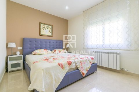 House for sale in Lloret de Mar, Girona, Spain 4 bedrooms, 224 sq.m. No. 177018 - photo 5