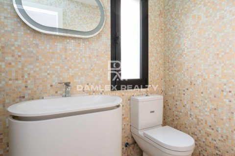 Villa for sale in Platja D'aro, Girona, Spain 4 bedrooms, 443 sq.m. No. 177019 - photo 29