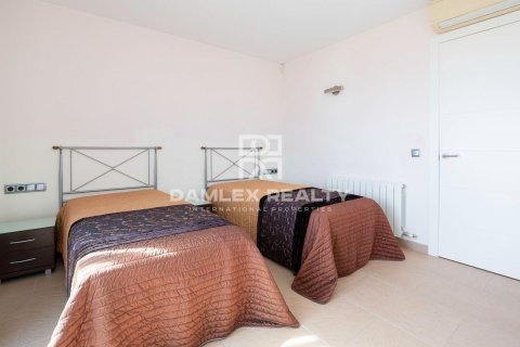 Villa for sale in Platja D'aro, Girona, Spain 4 bedrooms, 443 sq.m. No. 177019 - photo 10