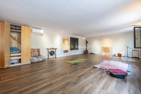 Villa for sale in Lloret de Mar, Girona, Spain 4 bedrooms, 250 sq.m. No. 177013 - photo 24