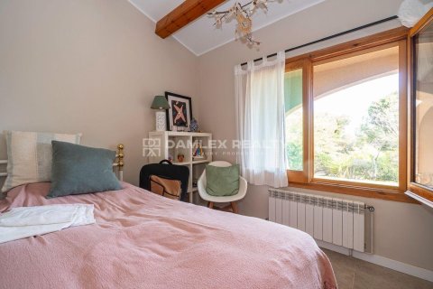Villa for sale in Lloret de Mar, Girona, Spain 4 bedrooms, 250 sq.m. No. 177013 - photo 19