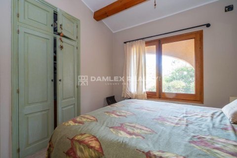 Villa for sale in Lloret de Mar, Girona, Spain 4 bedrooms, 250 sq.m. No. 177013 - photo 18
