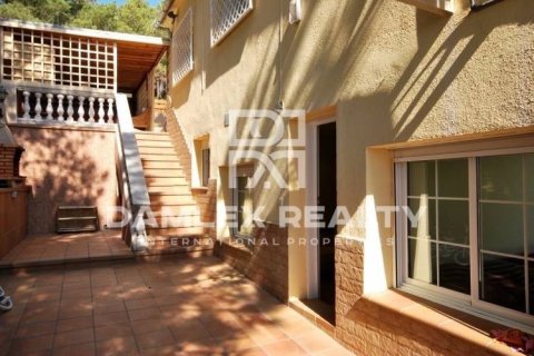 House à vendre à Lloret de Mar, Girona, Espagne, 5 chambres, 200 m2 No. 177015 - photo 7