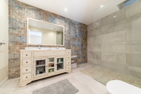 Huvila myytävänä Santa Ponsa, Mallorca, Espanja, 4 makuuhuonetta, 300 m2 No. 177573 - kuva 15