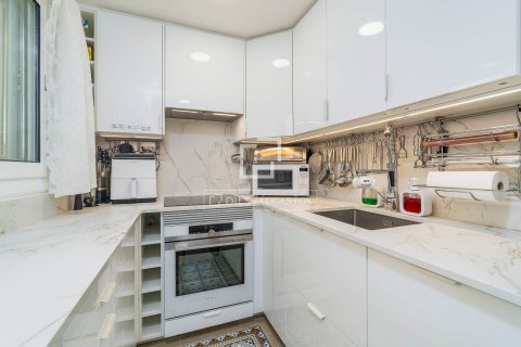 Penthauss pārdošanā Barcelona, Spānijā 1 istaba, 45 m2 Nr. 168936 - attēls 15