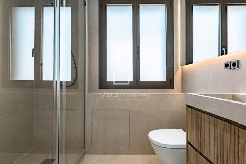 Penthauss pārdošanā Barcelona, Spānijā 2 istabas, 70 m2 Nr. 168937 - attēls 16