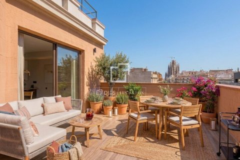Penthouse w Barcelona, Hiszpania 2 sypialnie, 70 mkw. nr 168937
