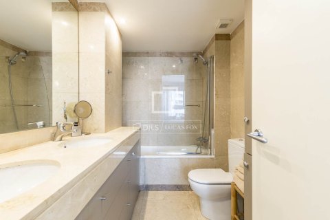 Dzīvoklis pārdošanā Barcelona, Spānijā 3 istabas, 97 m2 Nr. 168944 - attēls 22