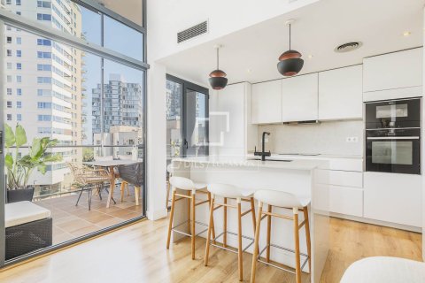 Dzīvoklis pārdošanā Barcelona, Spānijā 3 istabas, 97 m2 Nr. 168944 - attēls 4