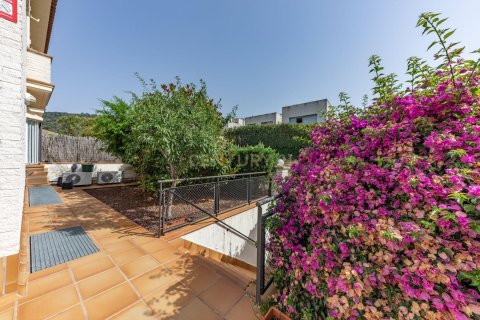 Talo myytävänä Cabrils, Barcelona, Espanja, 4 makuuhuonetta, 306.14 m2 No. 191100 - kuva 5
