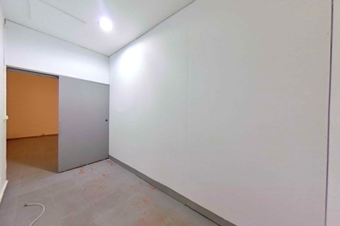 Liikekiinteistö myytävänä Sabadell, Barcelona, Espanja , 146 m2 No. 191096 - kuva 20