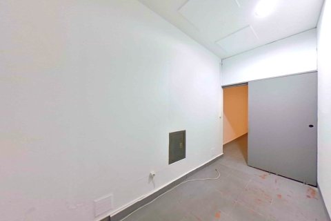 Liikekiinteistö myytävänä Sabadell, Barcelona, Espanja , 146 m2 No. 191096 - kuva 18