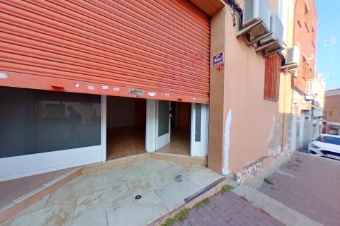 Liikekiinteistö myytävänä Sabadell, Barcelona, Espanja , 146 m2 No. 191096 - kuva 2