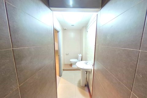 Liikekiinteistö myytävänä Sabadell, Barcelona, Espanja , 146 m2 No. 191096 - kuva 28