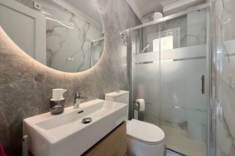 Продажа виллы в Плайя Фламенка II, Аликанте, Испания 4 спальни, 191м2 №144516 - фото 25