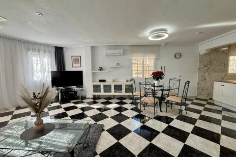 Продажа виллы в Плайя Фламенка II, Аликанте, Испания 4 спальни, 191м2 №144516 - фото 17