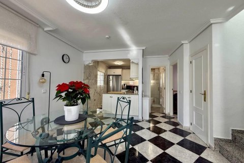 Продажа виллы в Плайя Фламенка II, Аликанте, Испания 4 спальни, 191м2 №144516 - фото 19