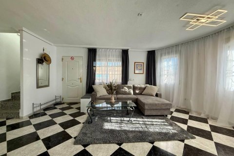 Продажа виллы в Плайя Фламенка II, Аликанте, Испания 4 спальни, 191м2 №144516 - фото 11