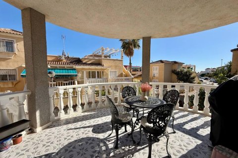 Продажа виллы в Плайя Фламенка II, Аликанте, Испания 4 спальни, 191м2 №144516 - фото 4