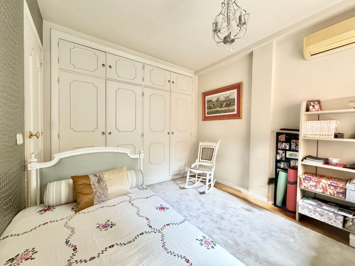 Bliźniak w Madrid, Hiszpania 4 sypialnie, 250 mkw. nr 143126