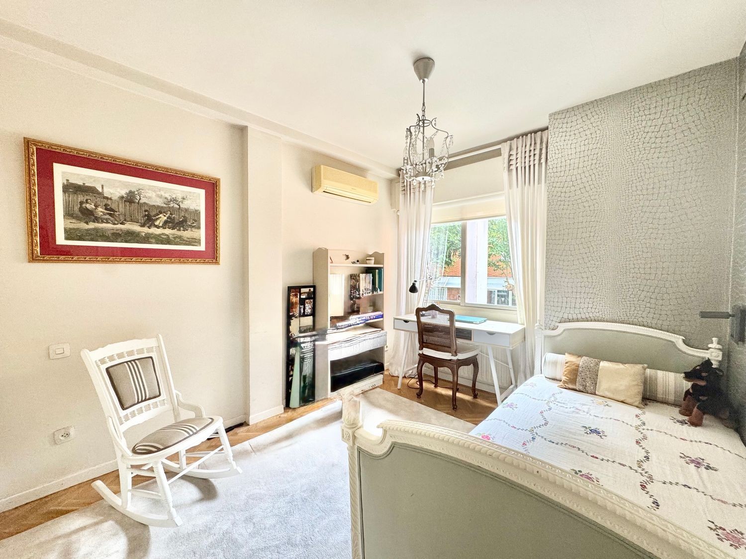 Bliźniak w Madrid, Hiszpania 4 sypialnie, 250 mkw. nr 143126