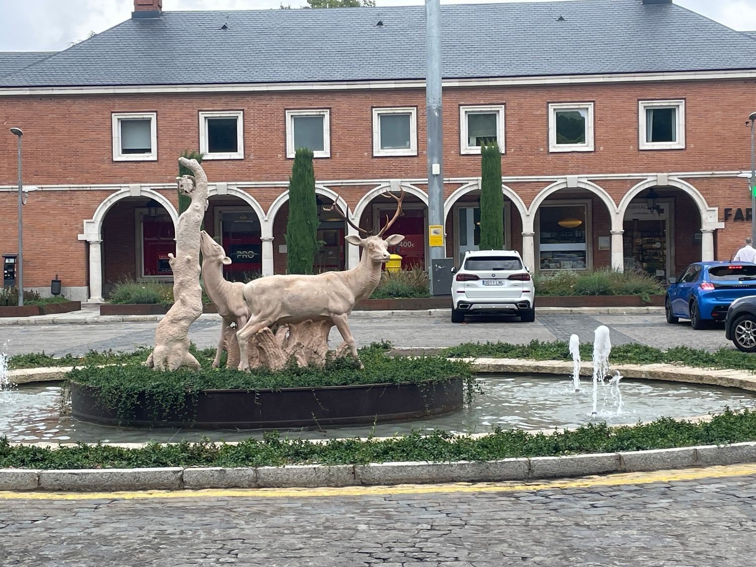 Bliźniak w Madrid, Hiszpania 4 sypialnie, 250 mkw. nr 143127