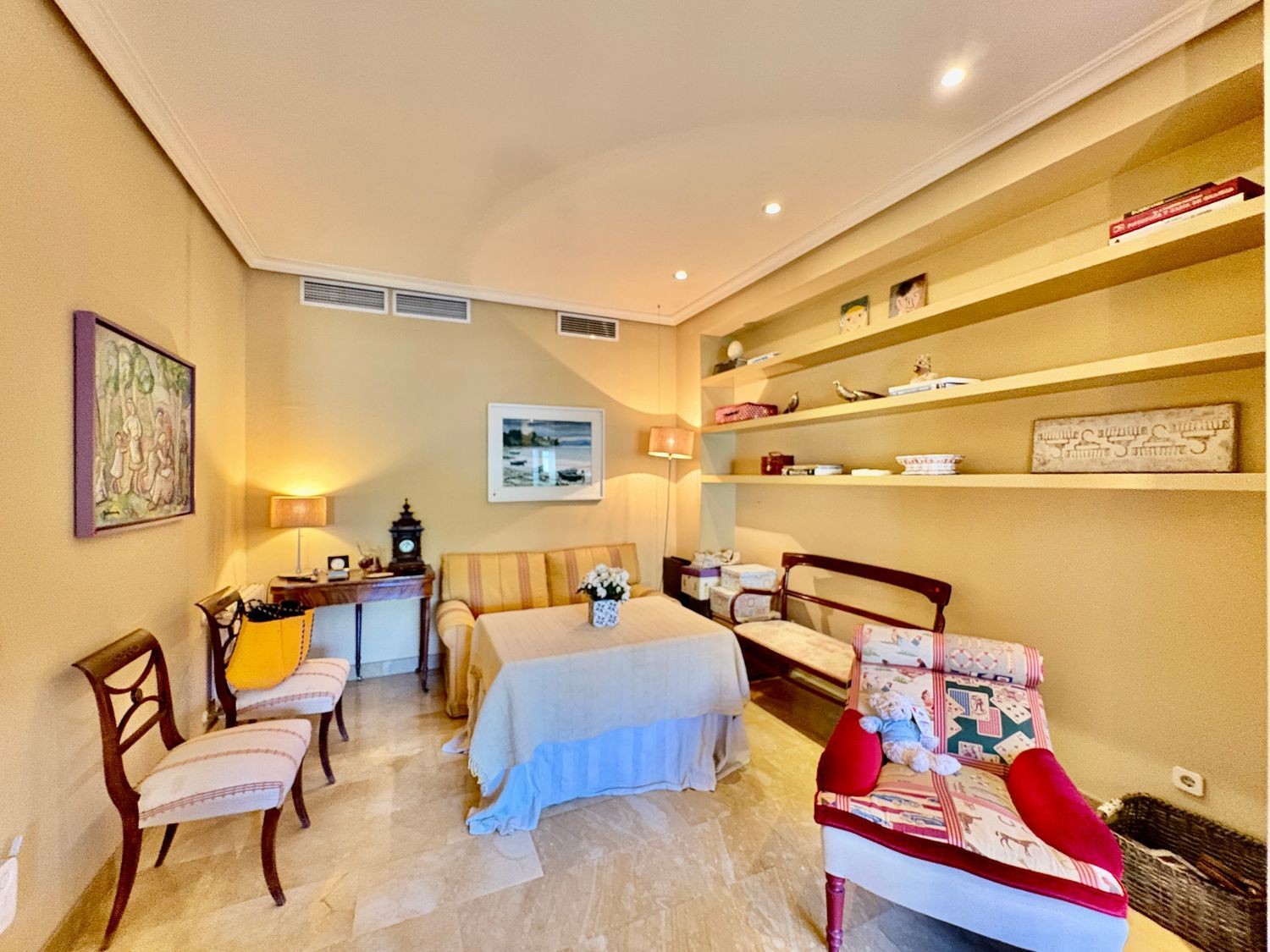 Bliźniak w Madrid, Hiszpania 4 sypialnie, 250 mkw. nr 143127