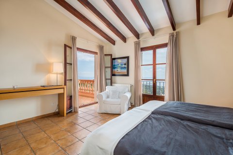 Villa for rent Costa D'en Blanes, Mallorca, Spain 3 bedrooms, 220 sq.m. No. 119692 - photo 12